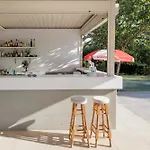 Ξενοδοχείο Livadi Nafsika (adults Only) 4*